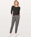 women Lululemon City Trek Trouser II Gray Pants 10