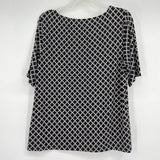 women Talbots NWT Patterned B&W Knit Top L