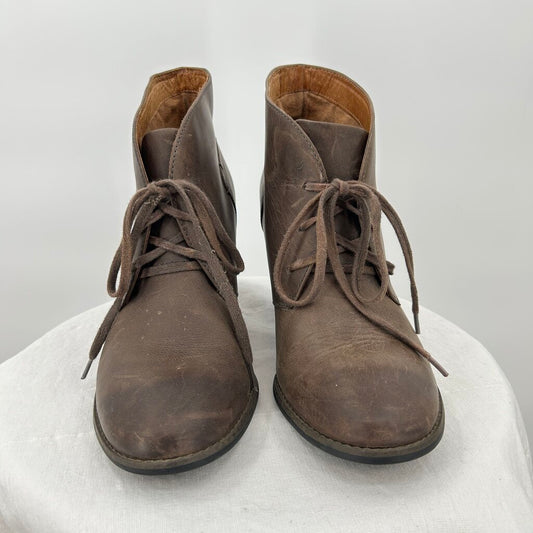 women Clarks Heel Boots Brown Shoes 10