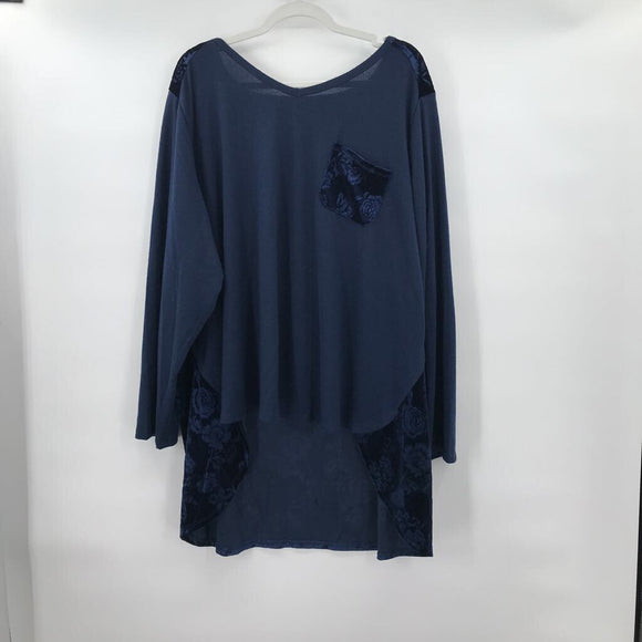 women DG2 Floral Velvet Detailed Blue Woven Top 3X