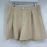 women Elodie NWT Linen Blend Cream Shorts L