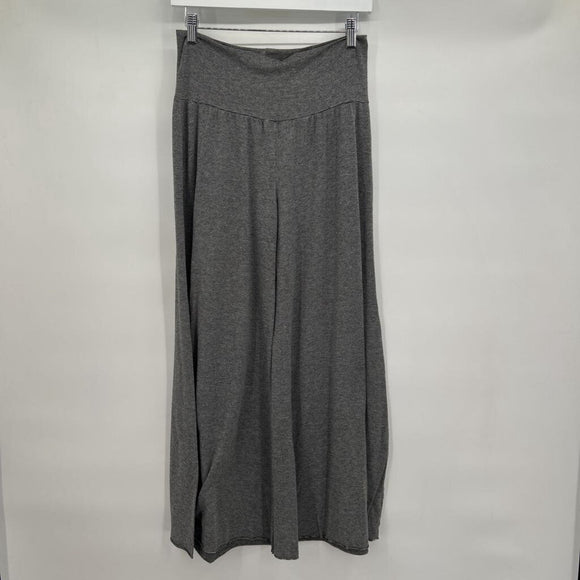 women American Rag Striped Knit Black and Gray Pants L
