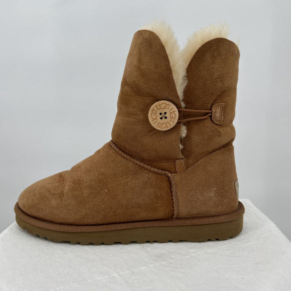 women Ugg Bailey Button II Brown Shoes 8