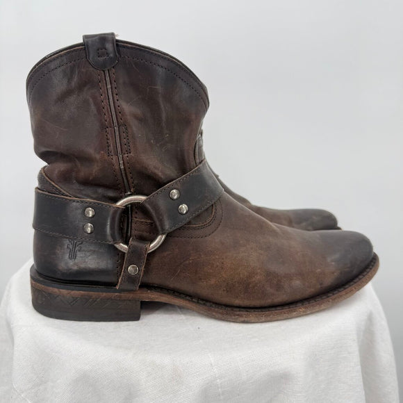 women Frye Wyatt Short Harness Leather Boot Dark Brown Shoes 8