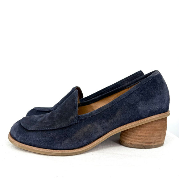 women Sofft Cassia Heeled Suede Loafer Navy Blue Shoes 9
