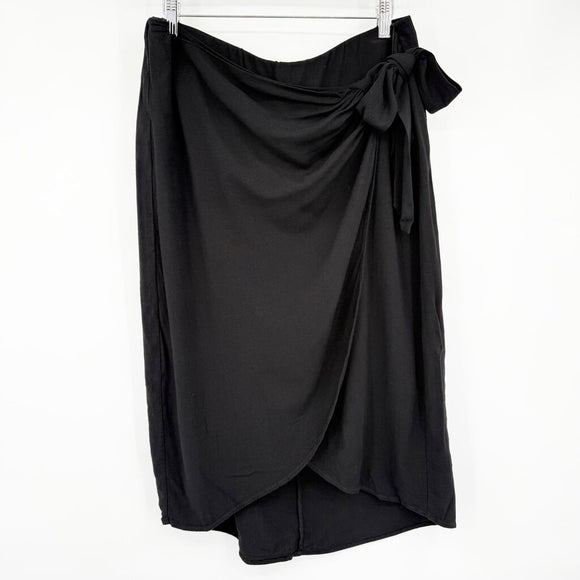 women Torrid Wrap Black Skirt 0/L