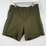 women Universal Standard Stretch Twill Olive Shorts XL
