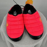 women The North Face NWT Thermoball Traction Mules V Brilliant Coral/TNF Black Shoes 7