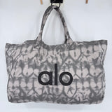 women Alo Yoga NWT Tie Dye Tote Gray Purse