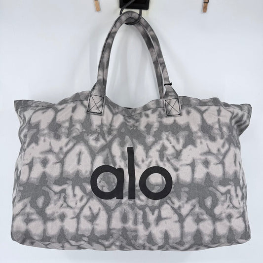 women Alo Yoga NWT Tie Dye Tote Gray Purse