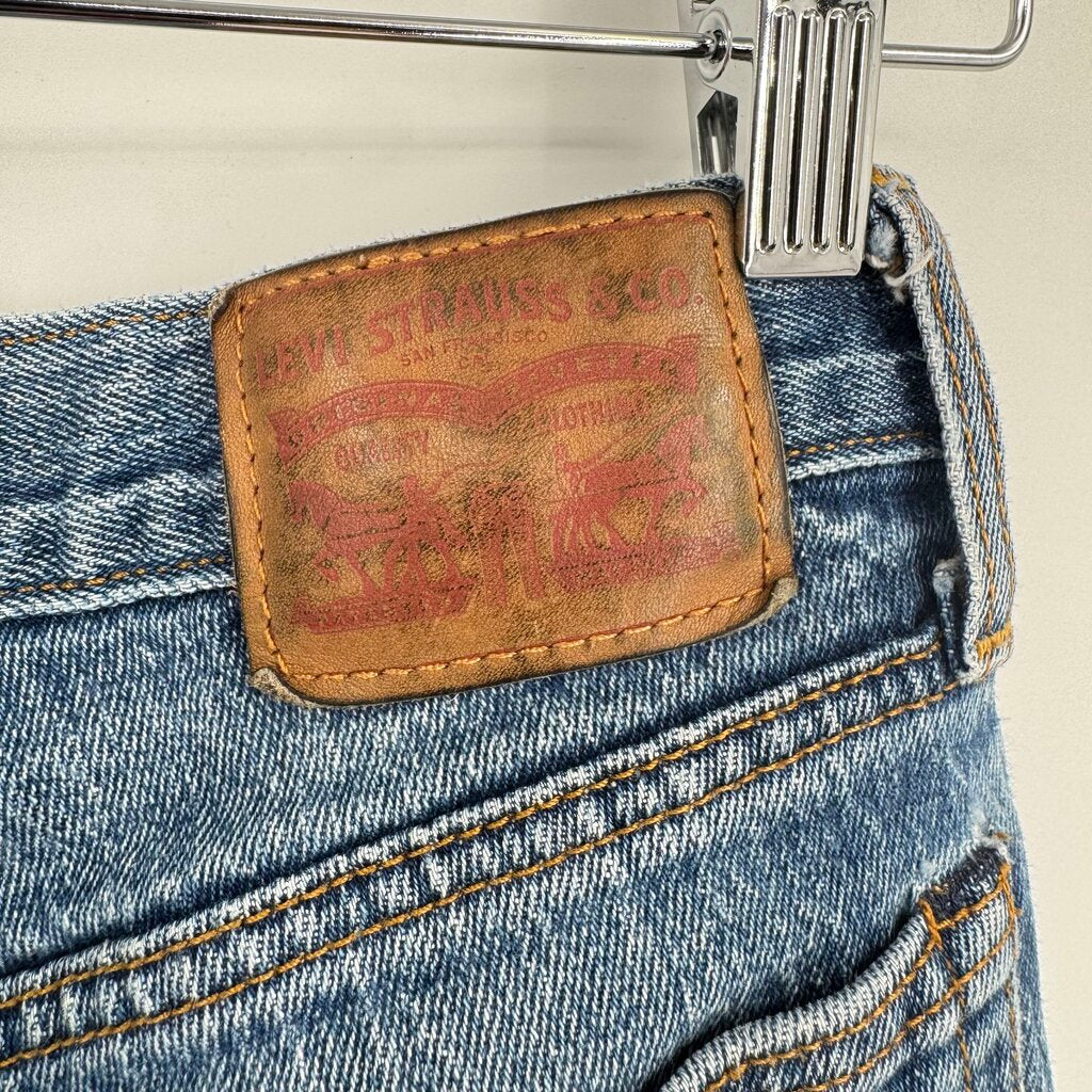 women Levi's Premium Wedgie Fit White Oak Denim Blue Jeans 27/4