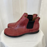 Roots Red Leather Chelsea Slip On Ankle Boots Women's Size 9.5