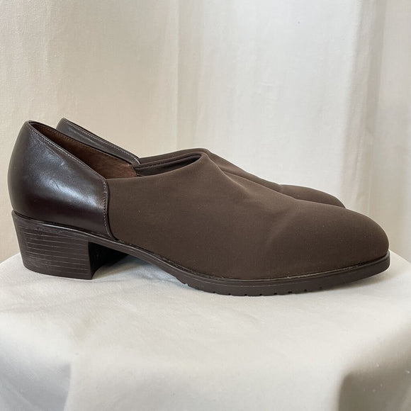 Munro Fabric Slip On Casual Shoe Women's Size 9.5